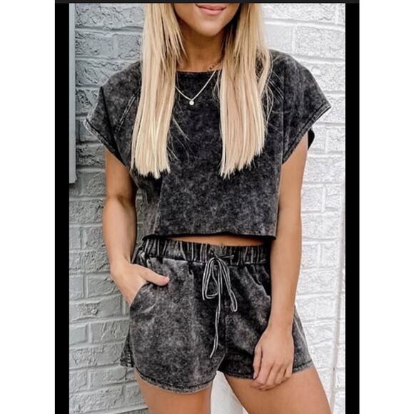 Love 83 Pants - NWT Love 83 Acid Wash Crop Top Drawstring Shorts 3X Black Wash Set 2 Piece